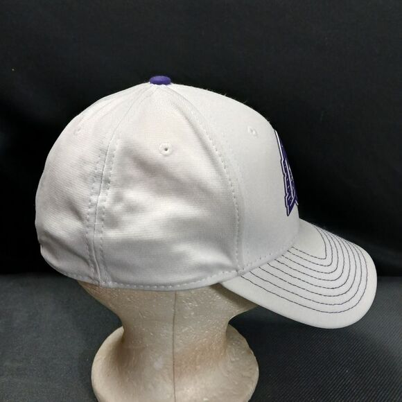 NBA New Era Los Angeles Lakers 39thirty Hat Size Small/Medium White And Purple - Picture 4 of 7